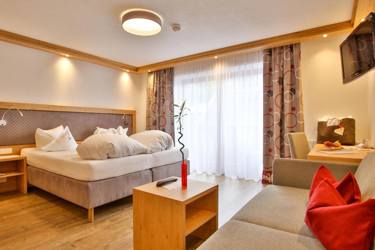 Hotel Schwarzer Adler Nauders Εξωτερικό φωτογραφία