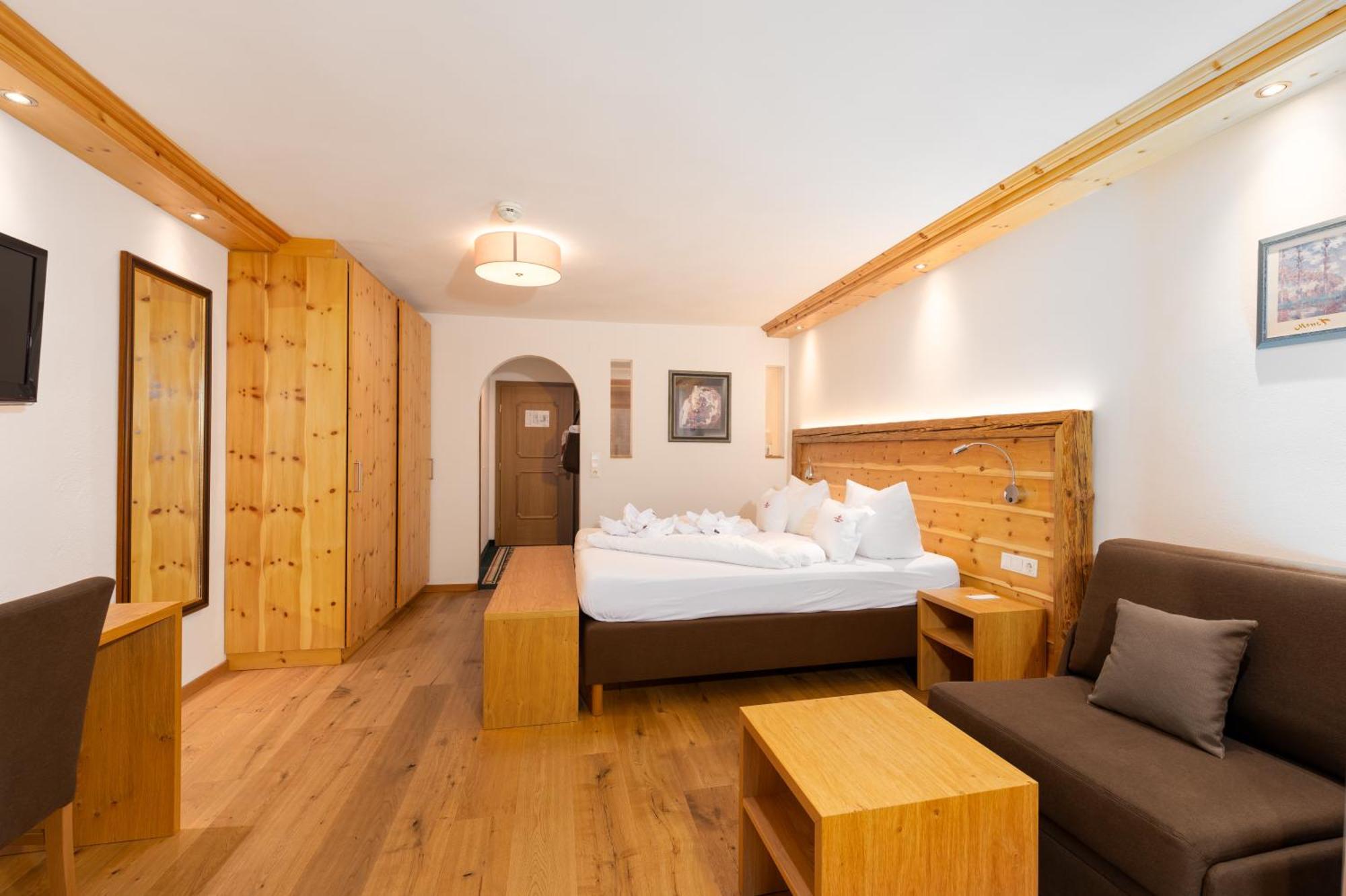 Hotel Schwarzer Adler Nauders Εξωτερικό φωτογραφία