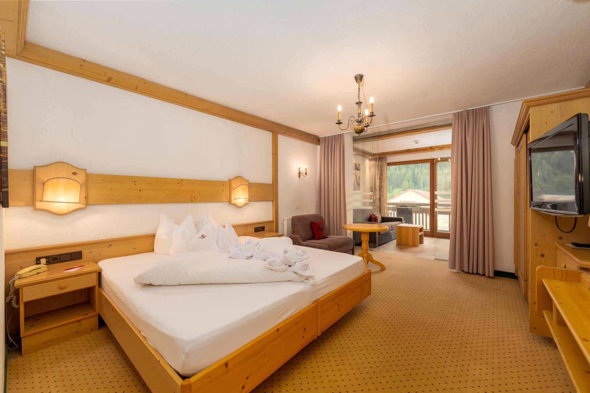 Hotel Schwarzer Adler Nauders Εξωτερικό φωτογραφία