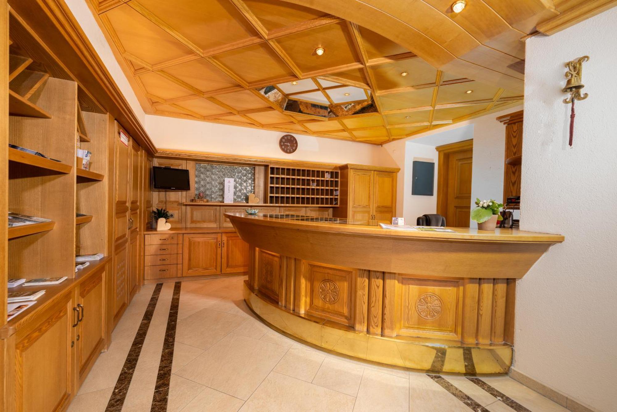 Hotel Schwarzer Adler Nauders Εξωτερικό φωτογραφία