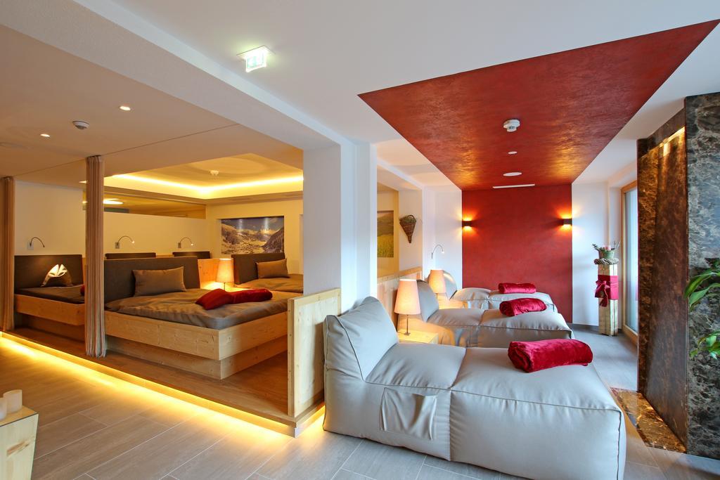 Hotel Schwarzer Adler Nauders Εξωτερικό φωτογραφία