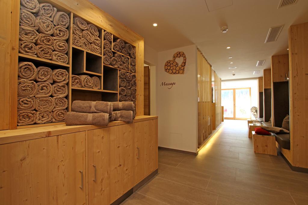 Hotel Schwarzer Adler Nauders Εξωτερικό φωτογραφία